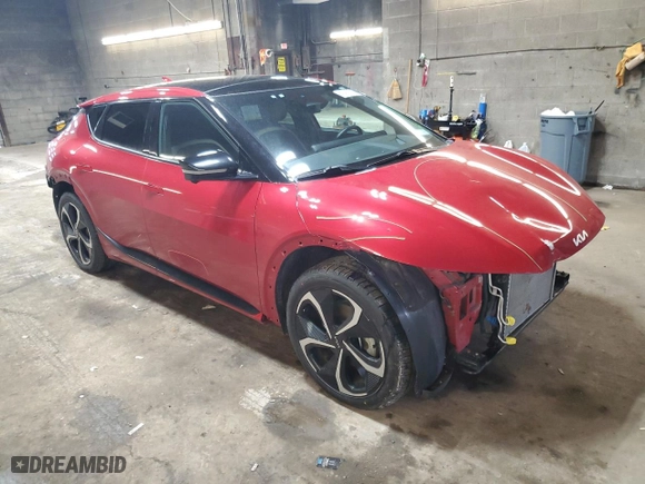 2022 Kia EV6 GT-Line with VIN KNDC4DLC7N5042349, listed as a Copart auction lot 47463225 with 61,689 mi miles and Salvage Title. Bid and sale history available at carsss.com. Image 4.