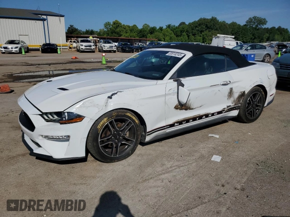 2020 Ford Mustang EcoBoost z VIN 1FATP8UH4L5131470, wystawiony jako Copart lot #55918245 z przebiegiem 81 072 mil mil oraz Szkoda całkowita • Salvage title. Historia ofert i sprzedaży dostępna na DreamBid. Obrazek 1.