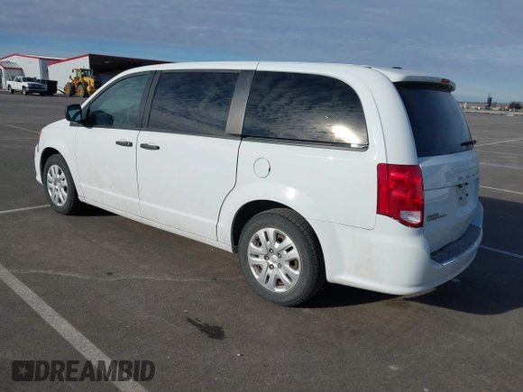 2019 Dodge Grand Caravan SE with VIN 2C4RDGBGXKR682747, listed as a IAAI auction lot 41840067 with 176,446 mi miles and . Bid and sale history available at DreamBid. Image 3.