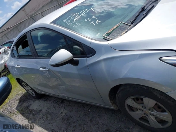 2017 Chevrolet Cruze LS with VIN 1G1BC5SM9H7266013, listed as a IAAI auction lot 41792347 with NaN miles. Bid and sale history available at carsss.com. Image 13.