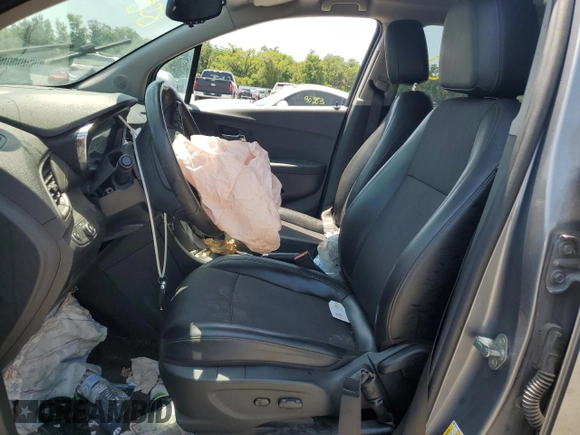 2020 Chevrolet Trax LT with VIN 3GNCJLSB0LL331685, listed as a Copart auction lot 58329685 with 62,776 mi miles and Non repairable. Bid and sale history available at DreamBid. Image 7.