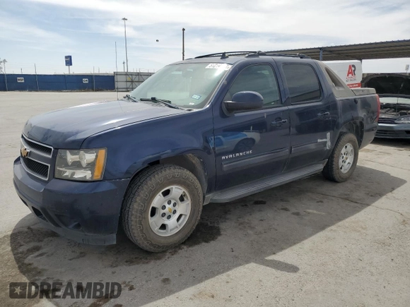 2011 Chevrolet Avalanche LS with VIN 3GNMCEE0XBG226650, listed as a Copart auction lot 51014435 with 230,760 mi miles and Clean Title. Bid and sale history available at carsss.com. Image 1.
