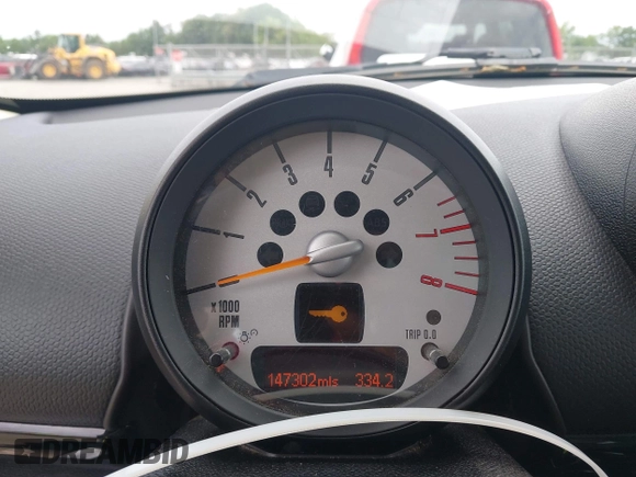 2014 MINI Countryman S z VIN WMWZC5C57EWP38396, wystawiony jako IAAI lot #42400771 z przebiegiem 147 302 mil mil oraz . Historia ofert i sprzedaży dostępna na DreamBid. Obrazek 7.