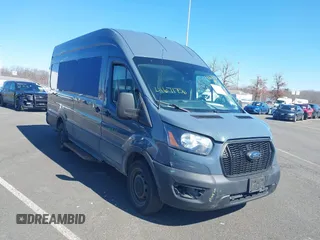2021 Ford Transit Cargo с VIN 1FTBR3X84MKA54150, выставлен на аукционе IAAI как лот 41671756 с пробегом 96 556 миль миль и . История ставок и продаж доступна на DreamBid. Изображение 1.