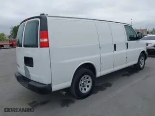 2012 Chevrolet Express Cargo Van with VIN 1GCSGAFX9C1151383, listed as a IAAI auction lot 42078082 with 199,106 mi miles. Bid and sale history available at carsss.com. Image 4.