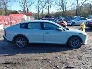 2025 Kia K4 LXS with VIN 3KPFT4DE4SE026996, listed as a IAAI auction lot 41454368 with 320 mi miles. Bid and sale history available at carsss.com. Image 13.