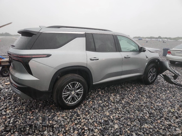 2024 Chevrolet Traverse FWD LT with VIN 1GNERGKS9RJ165465, listed as a Copart auction lot 58985355 with 17,849 mi miles and Salvage title. Bid and sale history available at DreamBid. Image 3.