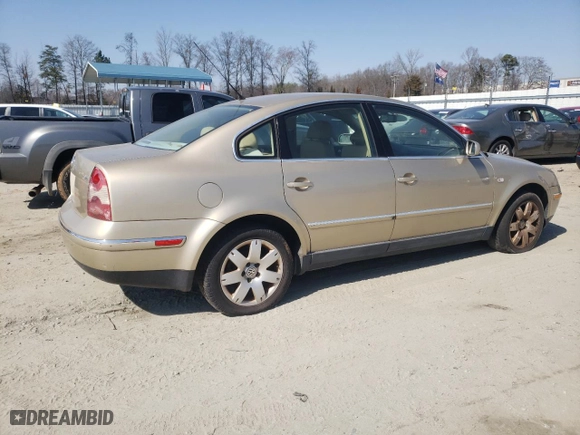 2003 Volkswagen Passat GLX with VIN WVWRH63B73P038515, listed as a Copart auction lot 43861924 with 145,012 mi miles and Salvage Title. Bid and sale history available at carsss.com. Image 3.