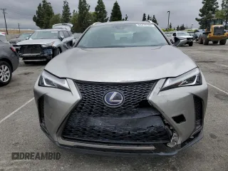 2019 Lexus UX 250h z VIN JTHU9JBH0K2003941, wystawiony jako Copart lot #53476155 z przebiegiem 94 603 mil mil oraz Szkoda całkowita • Salvage title. Historia ofert i sprzedaży dostępna na DreamBid. Obrazek 5.