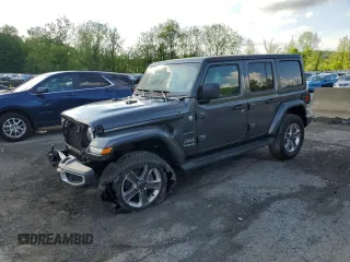 2022 Jeep Wrangler Unlimited Sahara z VIN 1C4HJXEN0NW110192, wystawiony jako Copart lot #57206625 z przebiegiem 32 964 mil mil oraz Szkoda całkowita • Salvage title. Historia ofert i sprzedaży dostępna na DreamBid. Obrazek 1.