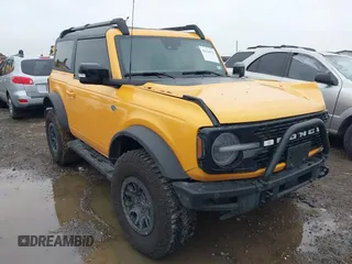 2021 Ford Bronco z VIN 1FMDE5CP8MLB05023, wystawiony jako IAAI lot #41614976 z przebiegiem 23 024 mil mil oraz . Historia ofert i sprzedaży dostępna na DreamBid. Obrazek 1.