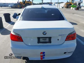 2006 BMW 5 Series 525i with VIN WBANE53516CK84092, listed as a IAAI auction lot 41593364 with 177,580 mi miles. Bid and sale history available at carsss.com. Image 16.