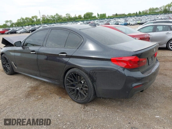 2018 BMW 5 Series M550i xDrive с VIN WBAJB9C53JB286746, выставлен на аукционе IAAI как лот 42303002 с пробегом 81 039 миль миль и . История ставок и продаж доступна на DreamBid. Изображение 3.