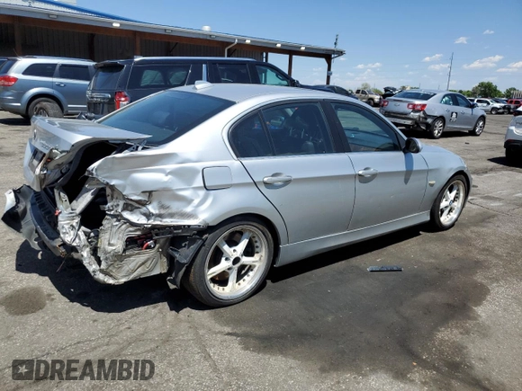 2006 BMW 3 Series 330i z VIN WBAVB33576AZ85325, wystawiony jako Copart lot #56681815 z przebiegiem Nie podano mil oraz Szkoda całkowita • Salvage title. Historia ofert i sprzedaży dostępna na DreamBid. Obrazek 3.