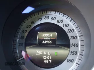 2014 Mercedes-Benz C 250 с VIN WDDGJ4HB4EG270202, выставлен на аукционе IAAI как лот 42756542 с пробегом 64 966 миль миль и . История ставок и продаж доступна на DreamBid. Изображение 7.