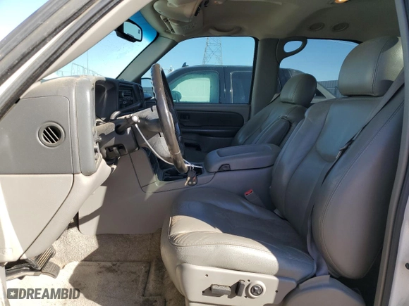 2003 Chevrolet Tahoe LT with VIN 1GNEC13TX3R248675, listed as a Copart auction lot 46735975 with 250,988 mi miles and Clean Title. Bid and sale history available at carsss.com. Image 7.