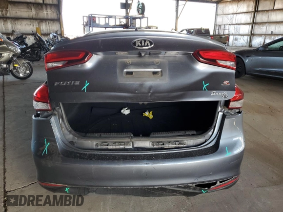 2018 Kia Forte LX with VIN 3KPFL4A72JE277696, listed as a Copart auction lot 47819695 with 171,950 mi miles and Salvage Title. Bid and sale history available at carsss.com. Image 6.