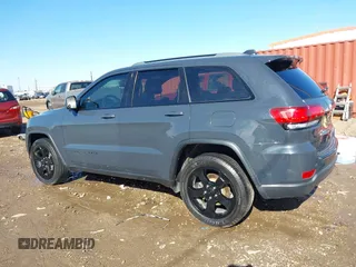 2018 Jeep Grand Cherokee Laredo E with VIN 1C4RJFAG4JC370502, listed as a IAAI auction lot 41342367 with 104,307 mi miles. Bid and sale history available at carsss.com. Image 15.