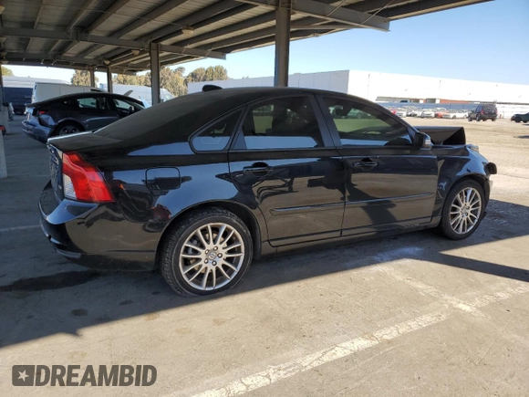2010 Volvo S40 with VIN YV1382MS4A2496076, listed as a Copart auction lot 50271595 with 158,842 mi miles and Salvage Title. Bid and sale history available at carsss.com. Image 3.