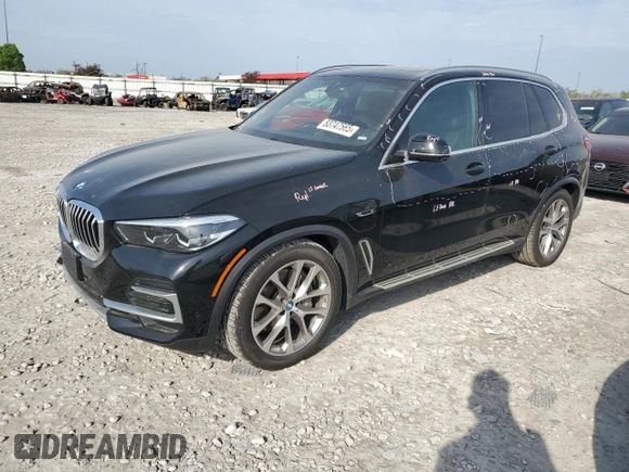 2023 BMW X5 xDrive45e z VIN 5UXTA6C03P9P26996, wystawiony jako Copart lot #53747565 z przebiegiem 52 599 mil mil oraz Szkoda całkowita • Salvage title. Historia ofert i sprzedaży dostępna na DreamBid. Obrazek 1.