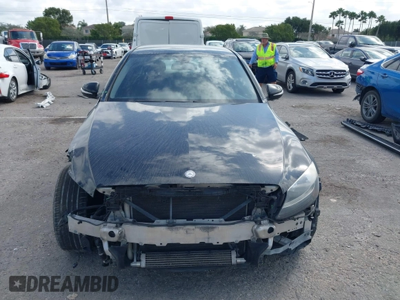 2015 Mercedes-Benz C 300 Luxury with VIN 55SWF4KB4FU000817, listed as a IAAI auction lot 41565974 with 102,223 mi miles and . Bid and sale history available at carsss.com. Image 13.