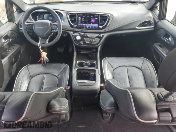 2022 Chrysler Pacifica Hybrid Limited with VIN 2C4RC1S77NR208193, listed as a Copart auction lot 47320125 with 28,282 mi miles and Salvage title. Bid and sale history available at DreamBid. Image 8.