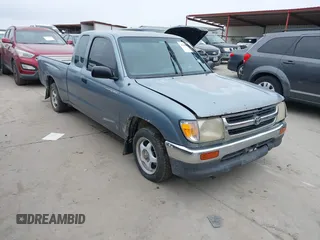 1997 Toyota Tacoma with VIN 4TAVL52N0VZ311543, listed as a IAAI auction lot 41644677 with 292,131 mi miles. Bid and sale history available at carsss.com. Image 1.
