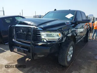 2022 Ram 2500 Laramie z VIN 3C6UR5FL6NG361636, wystawiony jako IAAI lot #42331483 z przebiegiem 58 812 mil mil oraz . Historia ofert i sprzedaży dostępna na DreamBid. Obrazek 6.