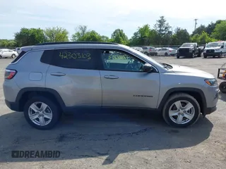 2022 Jeep Compass Latitude с VIN 3C4NJCBB6NT182719, выставлен на аукционе IAAI как лот 42303103 с пробегом 35 138 миль миль и . История ставок и продаж доступна на DreamBid. Изображение 13.