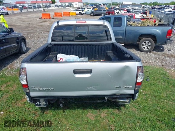 2009 Toyota Tacoma with VIN 3TMLU42N19M034332, listed as a IAAI auction lot 42157119 with 195,272 mi miles and . Bid and sale history available at DreamBid. Image 16.