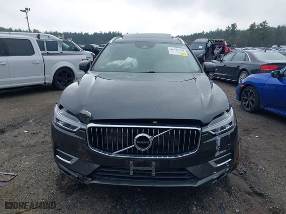 2018 Volvo XC60 Inscription with VIN YV4A22RL1J1020290, listed as a IAAI auction lot 41917775 with 54,295 mi miles. Bid and sale history available at carsss.com. Image 12.