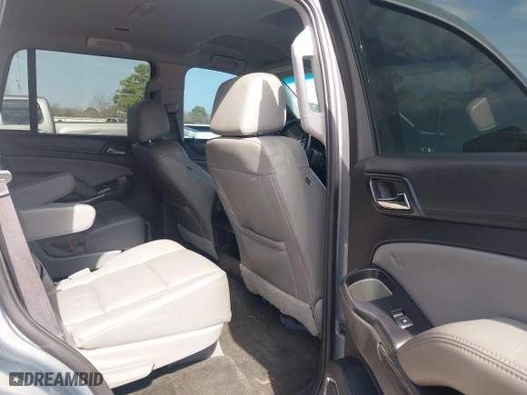 2017 Chevrolet Tahoe LT with VIN 1GNSCBKC2HR260627, listed as a IAAI auction lot 41580613 with 156,650 mi miles. Bid and sale history available at carsss.com. Image 8.