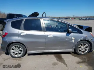2010 Honda Fit Sport with VIN JHMGE8H48AS016490, listed as a IAAI auction lot 41580364 with 171,640 mi miles. Bid and sale history available at carsss.com. Image 13.