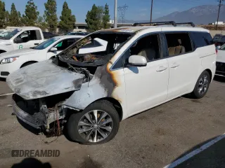 2016 Kia Sedona EX with VIN KNDMC5C10G6135528, listed as a Copart auction lot 66618514 with 0 mi miles and Salvage Title. Bid and sale history available at carsss.com. Image 1.