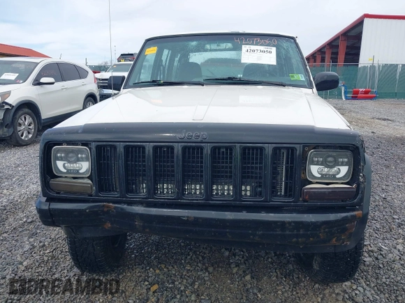 1996 Jeep Cherokee SE with VIN 1J4FJ28S3TL241251, listed as a IAAI auction lot 42073050 with 156,523 mi miles and . Bid and sale history available at DreamBid. Image 12.