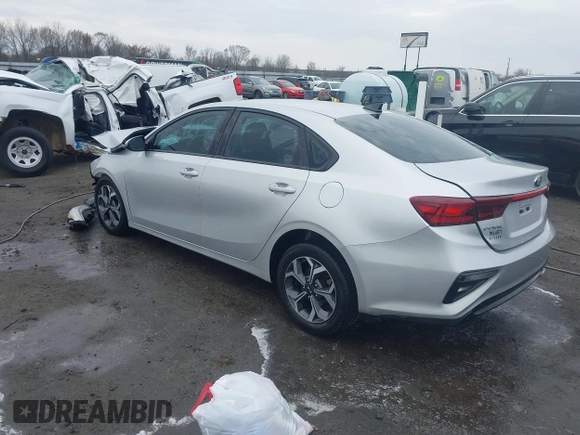 2020 Kia Forte LXS with VIN 3KPF24AD6LE169481, listed as a IAAI auction lot 41560064 with 88,871 mi miles and . Bid and sale history available at carsss.com. Image 3.
