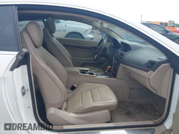 2012 Mercedes-Benz E 350 with VIN WDDKJ5KB4CF130789, listed as a IAAI auction lot 42083917 with 174,189 mi miles and . Bid and sale history available at DreamBid. Image 5.