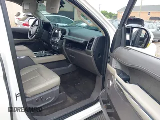 2018 Ford Expedition Max XLT with VIN 1FMJK1HT9JEA14742, listed as a IAAI auction lot 42502899 with 118,306 mi miles and . Bid and sale history available at DreamBid. Image 5.