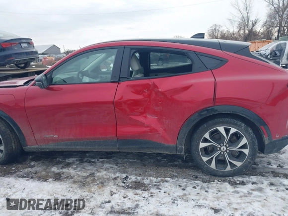 2021 Ford Mustang Mach-E Premium с VIN 3FMTK3SS8MMA61778, выставлен на аукционе IAAI как лот 41437558 с пробегом 77 270 миль миль и . История ставок и продаж доступна на DreamBid. Изображение 14.