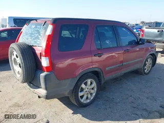 2005 Honda CR-V LX with VIN SHSRD785X5U347177, listed as a IAAI auction lot 41588922 with 238,121 mi miles. Bid and sale history available at carsss.com. Image 4.