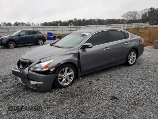 2015 Nissan Altima SV z VIN 1N4AL3AP5FC238500, wystawiony jako Copart lot #54540195 z przebiegiem 160 227 mil mil oraz Nie do naprawy • Non repairable. Historia ofert i sprzedaży dostępna na DreamBid. Obrazek 1.