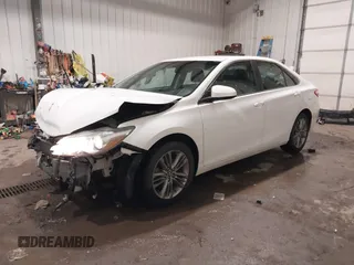 2015 Toyota Camry XLE with VIN 4T1BF1FK0FU102269, listed as a IAAI auction lot 41379555 with 160,056 mi miles. Bid and sale history available at carsss.com. Image 2.