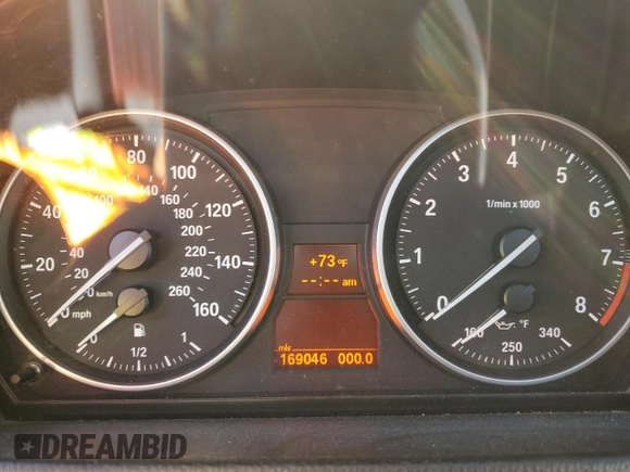 2007 BMW 3 Series 328xi with VIN WBAWV53507P077806, listed as a Copart auction lot 55670105 with 169,046 mi miles and Salvage title. Bid and sale history available at DreamBid. Image 9.