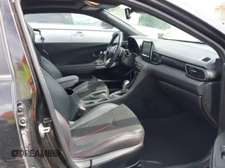 2019 Hyundai Veloster 2.0 with VIN KMHTG6AF6KU007430, listed as a IAAI auction lot 41923885 with 55,238 mi miles. Bid and sale history available at carsss.com. Image 5.