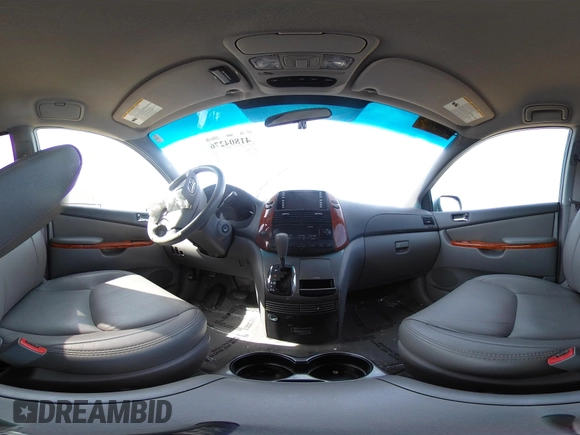 2006 Toyota Sienna XLE with VIN 5TDZA22C66S427793, listed as a IAAI auction lot 41804276 with 118,718 mi miles. Bid and sale history available at carsss.com. Image 18.