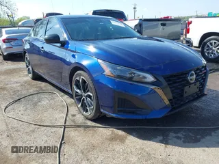 2023 Nissan Altima SR z VIN 1N4BL4CV0PN345188, wystawiony jako IAAI lot #42034378 z przebiegiem 65 305 mil mil oraz . Historia ofert i sprzedaży dostępna na DreamBid. Obrazek 1.