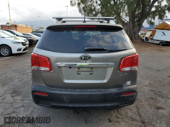 2011 Kia Sorento EX with VIN 5XYKU4A29BG022757, listed as a Copart auction lot 56563724 with 113,211 mi miles and Clean Title. Bid and sale history available at carsss.com. Image 6.