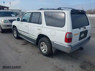 2000 Toyota 4Runner SR5 with VIN JT3GN86R9Y0148829, listed as a IAAI auction lot 41543508 with 135,984 mi miles. Bid and sale history available at carsss.com. Image 3.