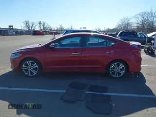 2017 Hyundai Elantra Value Edition z VIN KMHD84LF7HU268464, wystawiony jako IAAI lot #41641826 z przebiegiem 184 174 mil mil oraz . Historia ofert i sprzedaży dostępna na DreamBid. Obrazek 14.