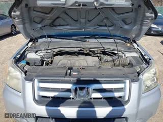 2008 Honda Pilot VP with VIN 5FNYF28208B011970, listed as a IAAI auction lot 41841857 with 174,513 mi miles. Bid and sale history available at carsss.com. Image 10.